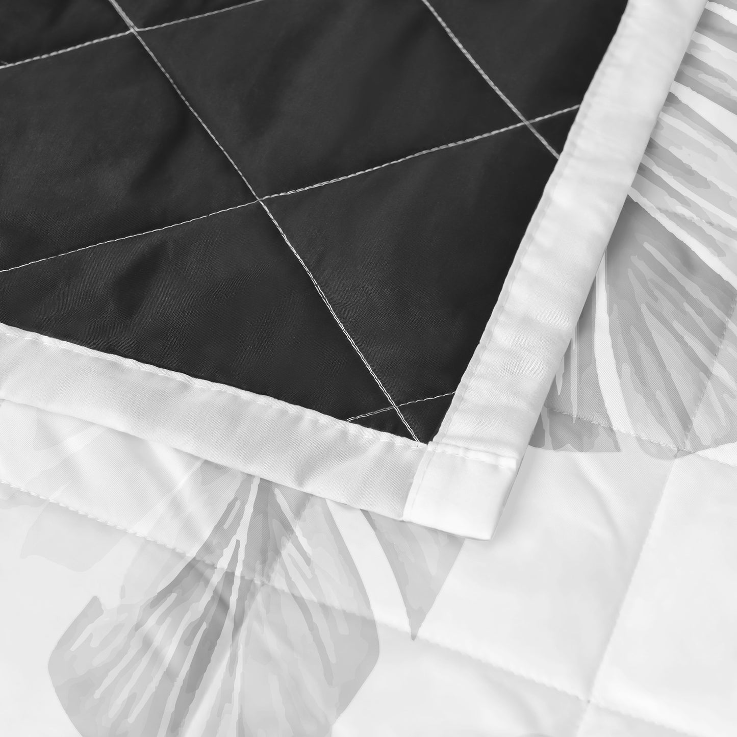 White Monstera Quilt Bed