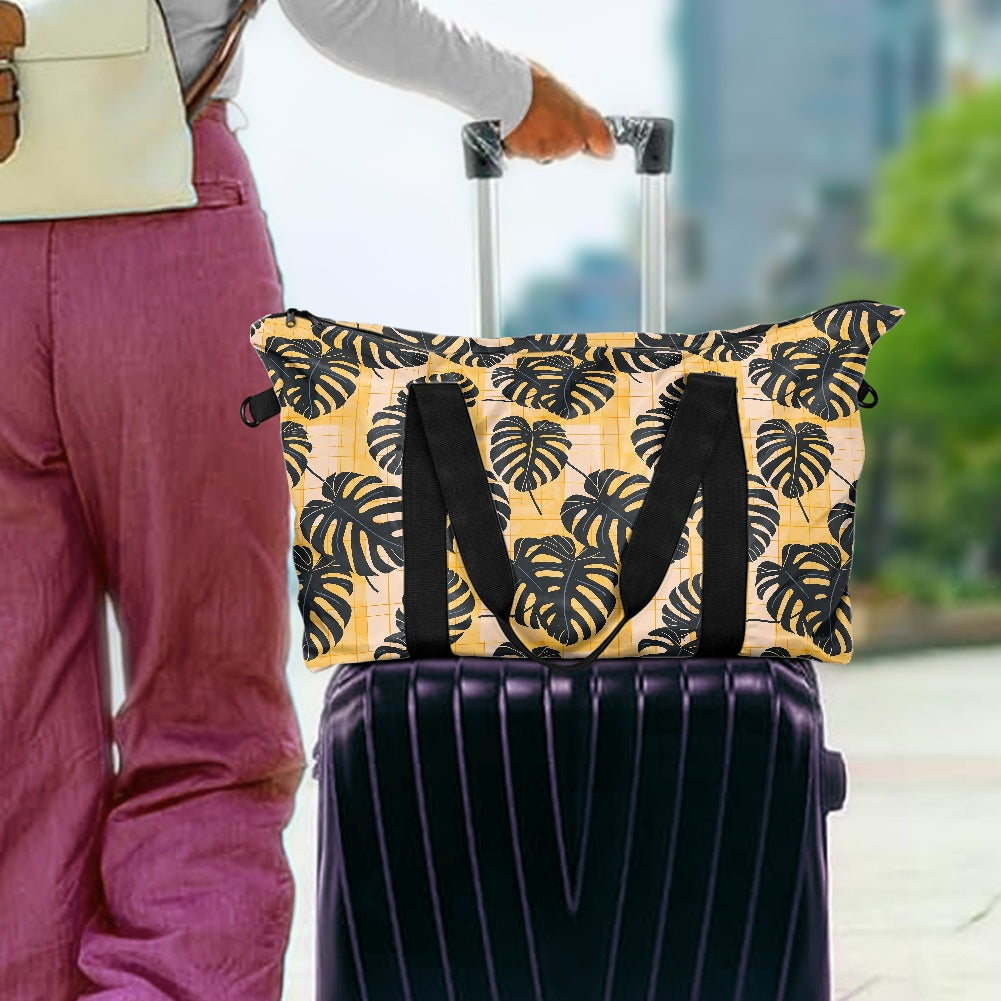 Monstera Leaves on Geometric pattern Lightweight luggage