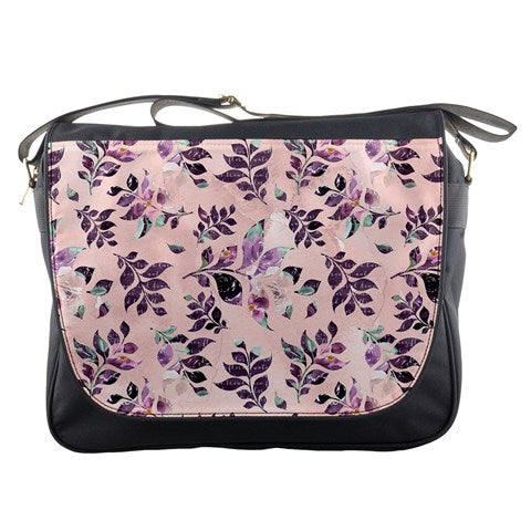 Sangria Messenger Bag