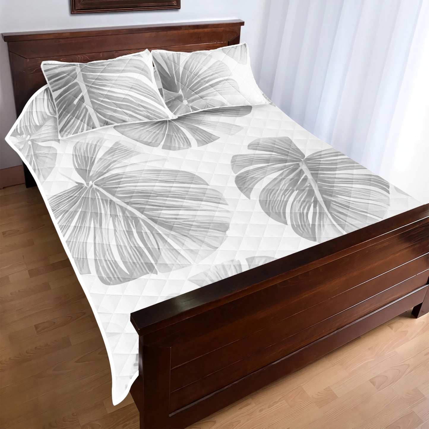 White Monstera Quilt Bed Set