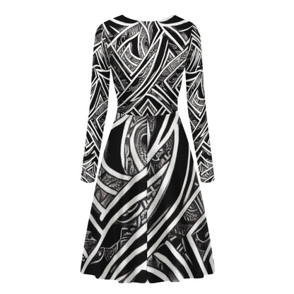 Black and White Polynesian Women V-Neck Long Sleeve Ruffle Dress